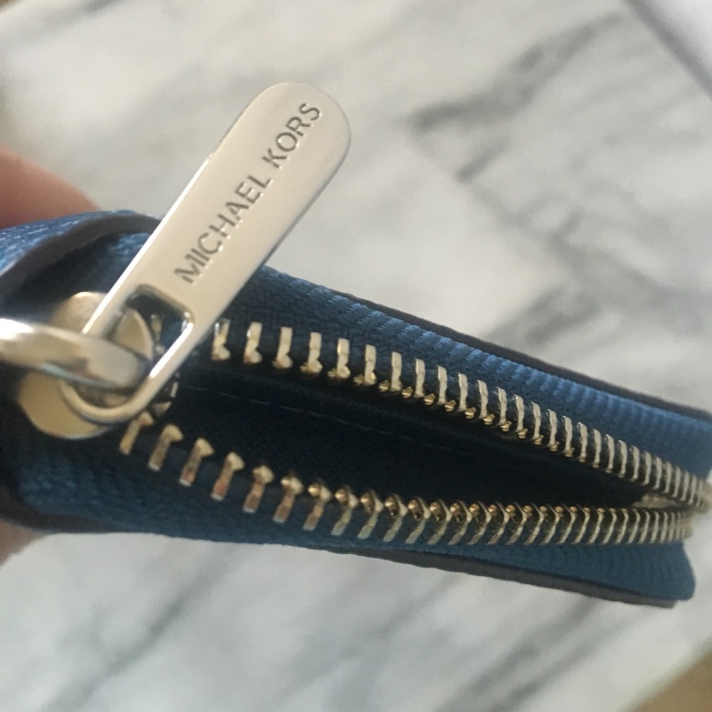 ✂️ Nw0T 💯 % AuThEnTic ReAl LeaTher MiChAel K0rs wAllEt - Picture 8 of 8